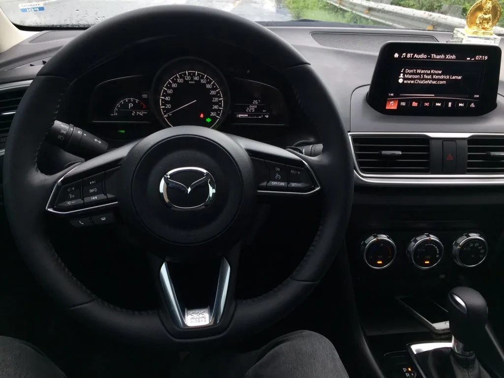 Cài bản đồ cho mazda 3
