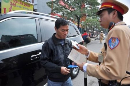 Ô tô chạy quá tốc độ phạt bao nhiêu theo quy định năm 2020