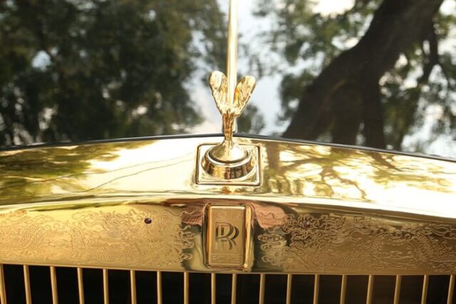 Logo hãng xe Rolls Royce