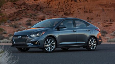 #1 Đánh giá xe Hyundai Accent: Giá tham khảo, thông số kỹ thuật 2020