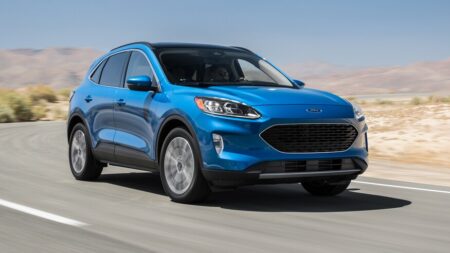 #1 Đánh giá xe Ford Escape: Giá tham khảo, thông số kỹ thuật 2021