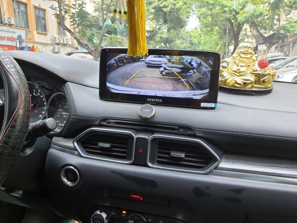 Lắp đặt màn hình cho xe Mazda CX5 2021 1