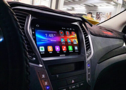 Lắp đặt màn hình cho xe Toyota Corolla Altis 2021 1