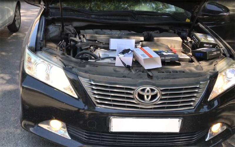 thao-den-gam-xe-camry thao-den-gam-xe-camry