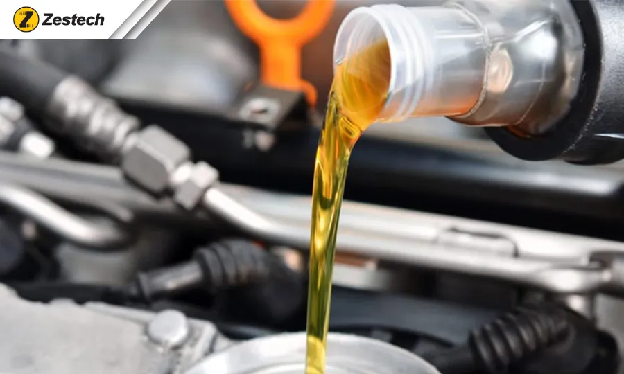 Nước làm mát ô tô màu cam