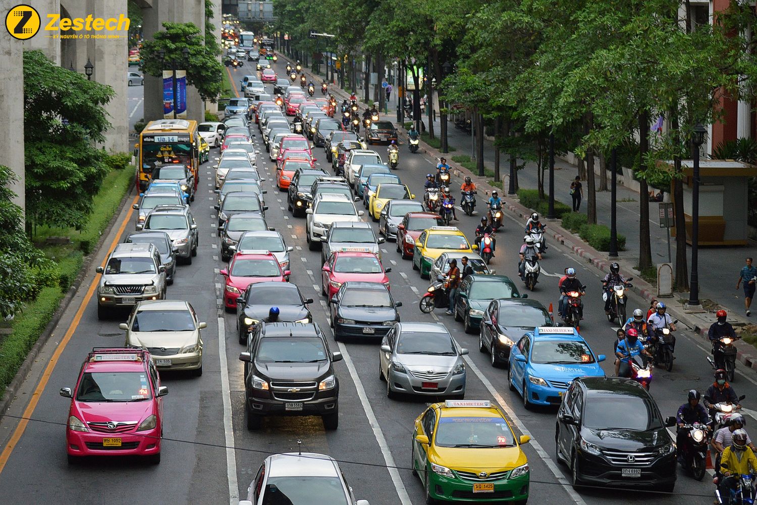 Phương tiện tham gia giao thông đường bộ cần tuyên thủ các nguyên tắc nào