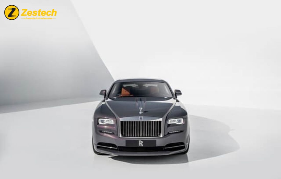 Rolls Royce Wraith có phần lưới tản nhiệt hình chữ nhật vô cùng bắt mắt
