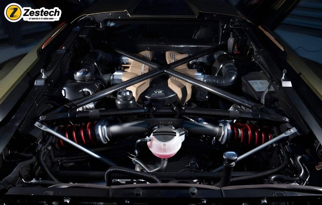 Lamborghini Sian sử dụng động cơ xăng V12 dung tích 6.5L