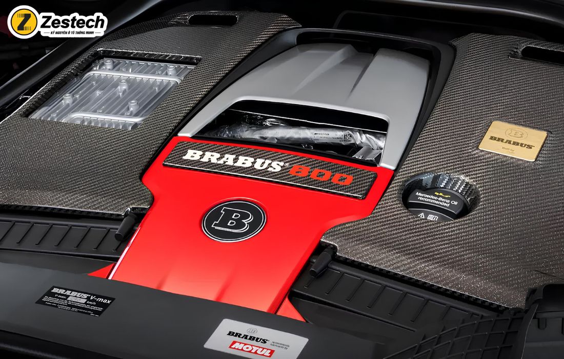 Brabus G800 có thể đạt tới tốc độ tối đa 240km/h nhờ động cơ V12 6.0L
