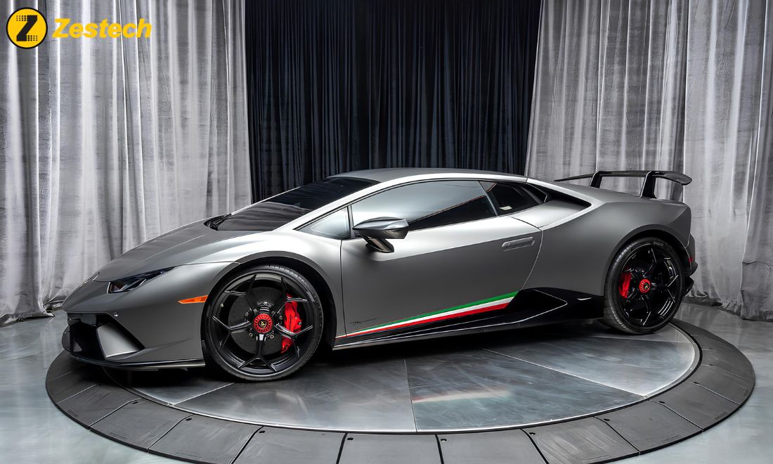 Lamborghini Huracan Performante có nhiều chi tiết được làm từ carbon