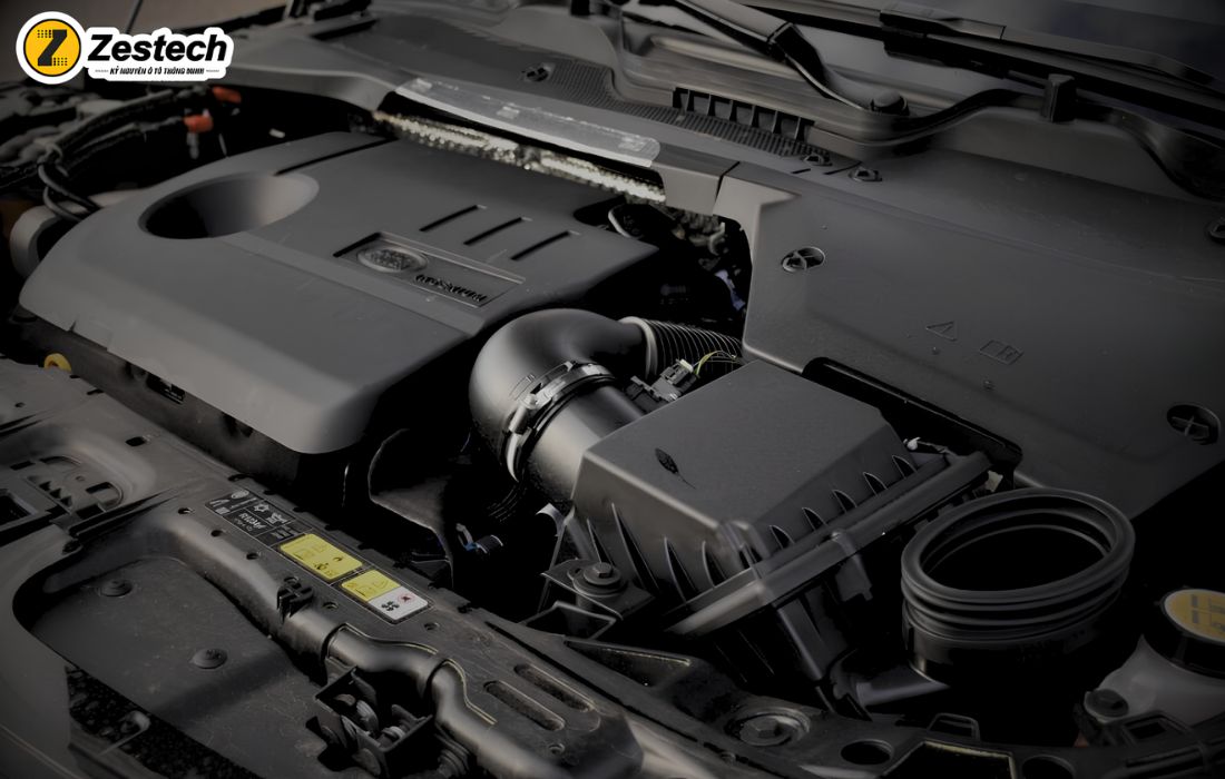 Range Rover Evoque 2015 trang bị động cơ I4 2.0L tăng áp