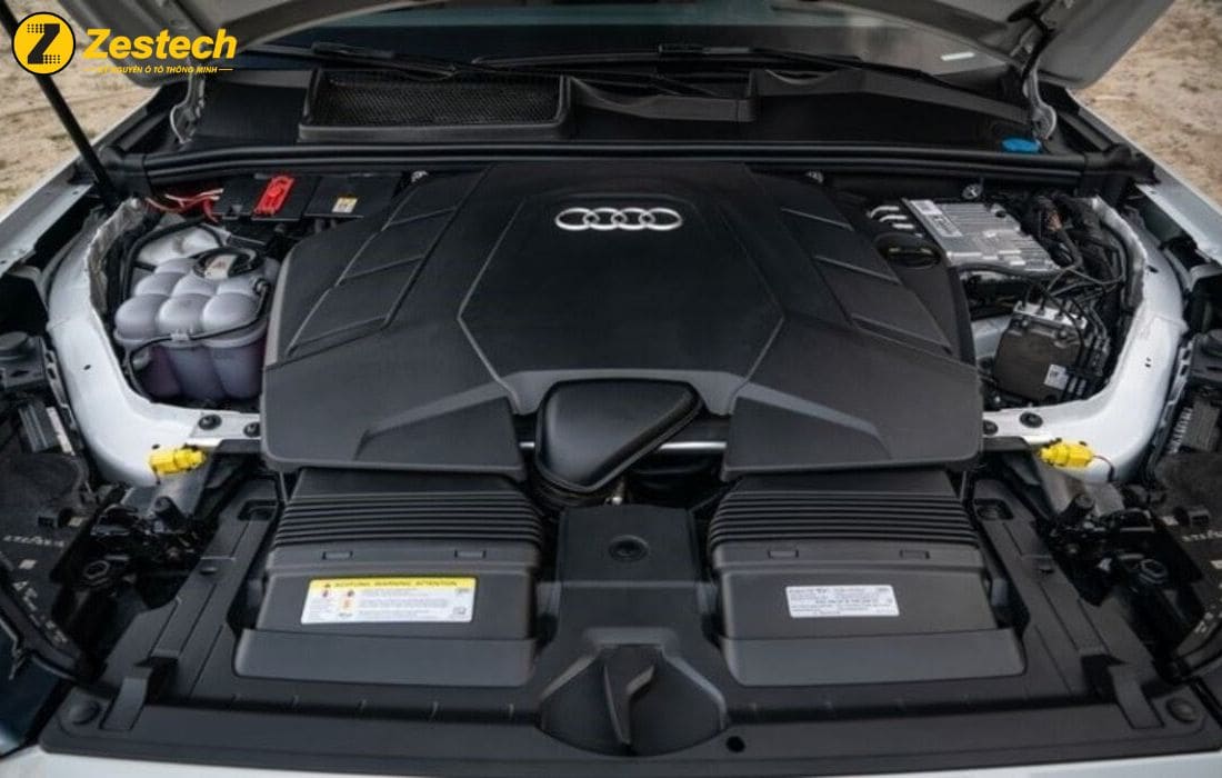 Audi Q7 2024 được trang bị một loại máy V6 chạy xăng