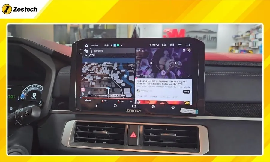 Màn hình ô tô cho xe Mitsubishi Xpander 2018-2024 có thể đa nhiệm cùng lúc 2 ứng dụng