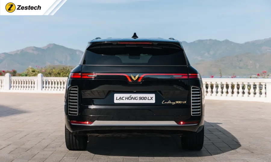 Thiết kế đuôi xe Vinfast Lạc Hồng 900 LX