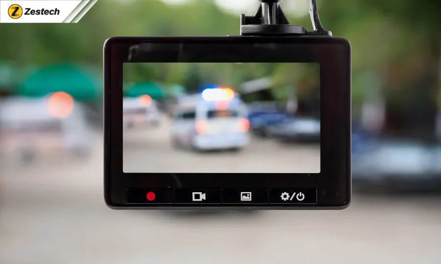 Camera hành trình ô tô được sử dụng để làm bằng chứng khi xảy ra va chạm