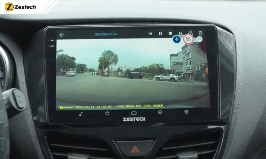 Camera hành trình ô tô D10 của Zestech được tích hợp tính năng tắt máy ghi hình
