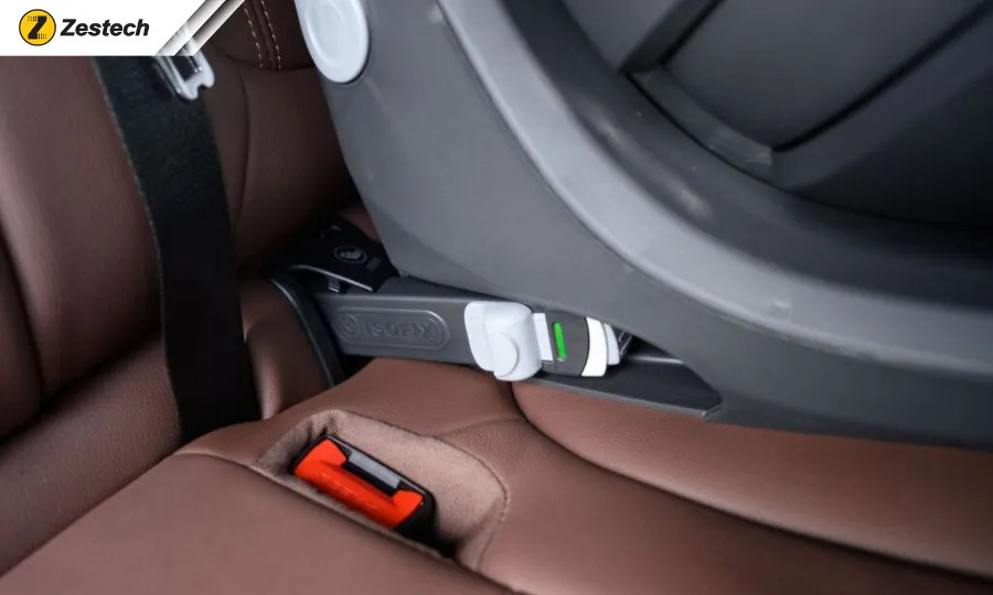 Hướng dẫn chọn ghế ngồi ô tô cho trẻ em an toàn, đúng luật 2026 5 Hệ thống lắp đặt ISOFIX