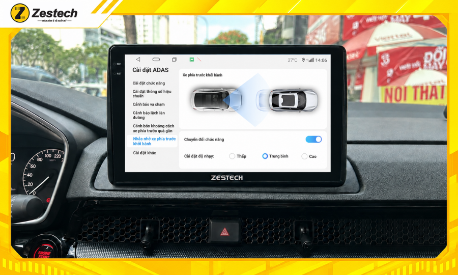 Màn hình Android ô tô cho xe Honda CR-V 6 Màn hình Android ô tô cho xe Honda CR-V cảnh báo phương tiện phía trước di chuyển