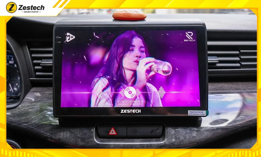 Màn hình ô tô Android cho xe Ertiga 2023-2024 sở hữu kho giải trí đa phương tiện